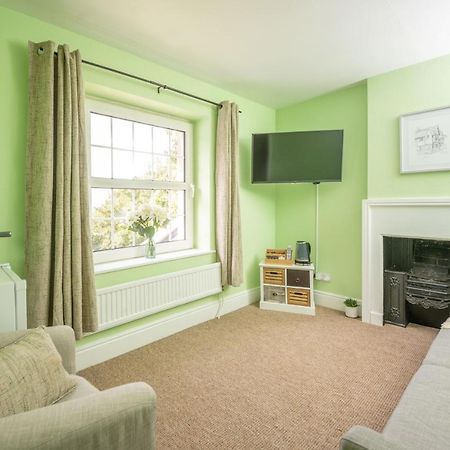 Rising Sun Pub, Restaurant And Rooms Lacock Esterno foto