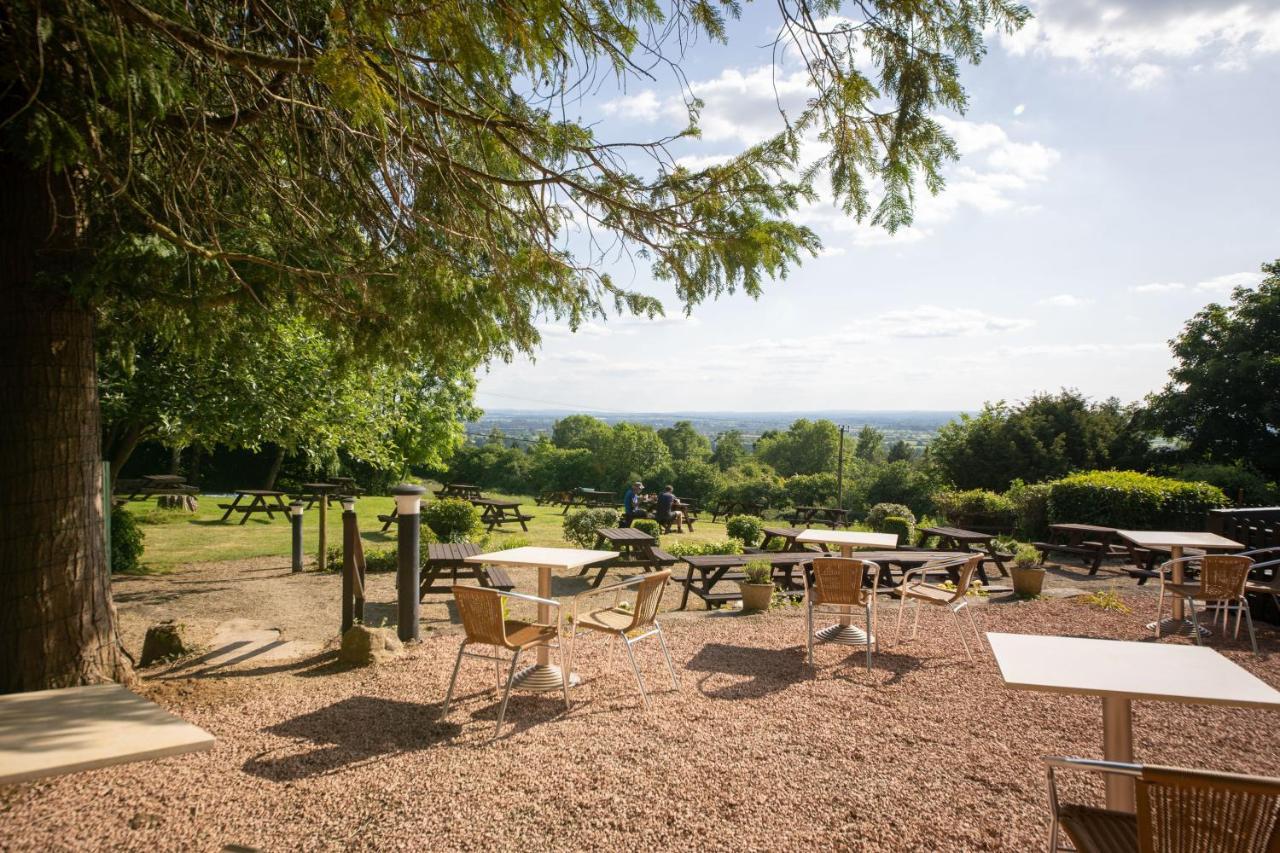 Rising Sun Pub, Restaurant And Rooms Lacock Esterno foto