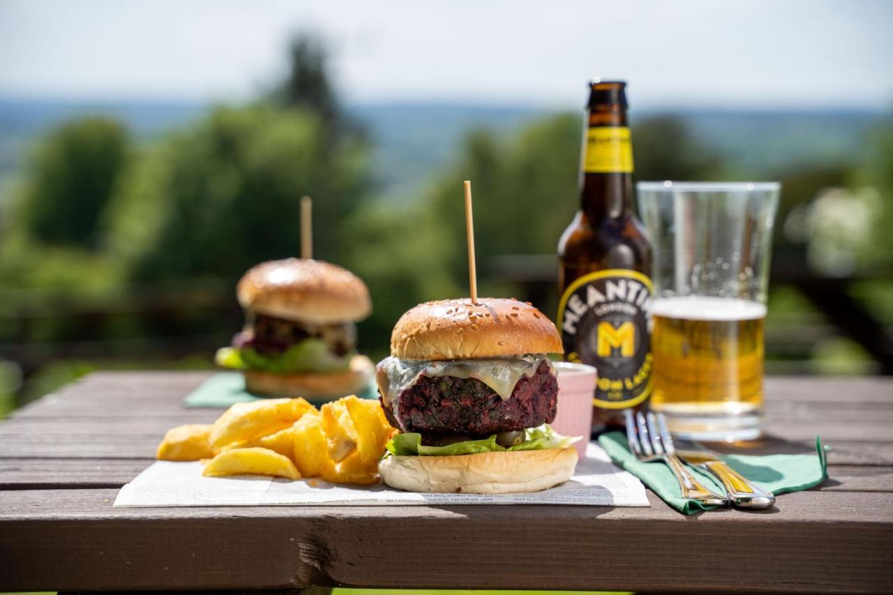 Rising Sun Pub, Restaurant And Rooms Lacock Esterno foto